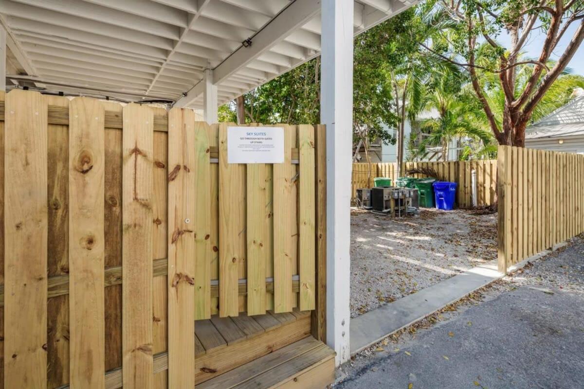 Sky Suite On Duval Key West Extérieur photo